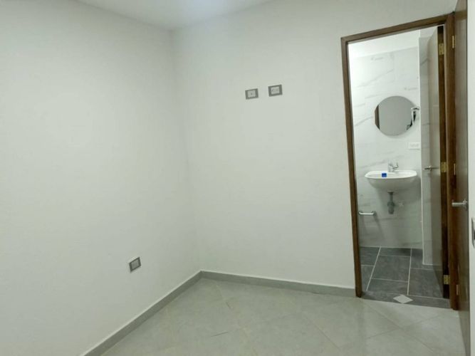 Apartamento de 3 alcobas en arriendo en Loma De Los Bernal, Medellín, 78 m² · foto 6 de 16