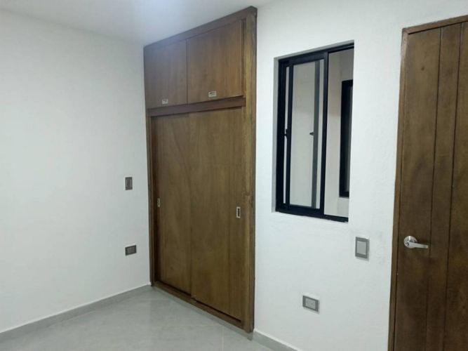 Apartamento de 3 alcobas en arriendo en Loma De Los Bernal, Medellín, 78 m² · foto 12 de 16