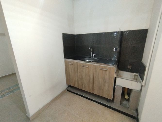 Local en arriendo en Laureles, Medellín, 430 m² · foto 15 de 20
