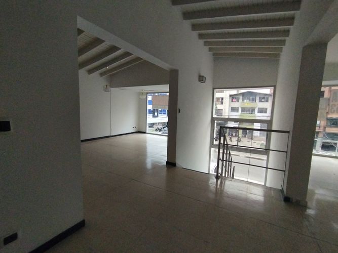 Local en arriendo en Laureles, Medellín, 430 m² · foto 18 de 20