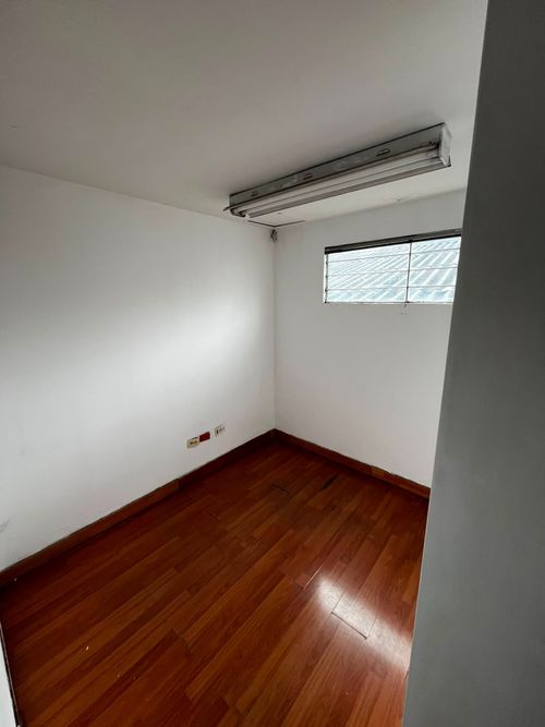 Bodega en arriendo en Manzanares, Cali, 280 m² · foto 9 de 19