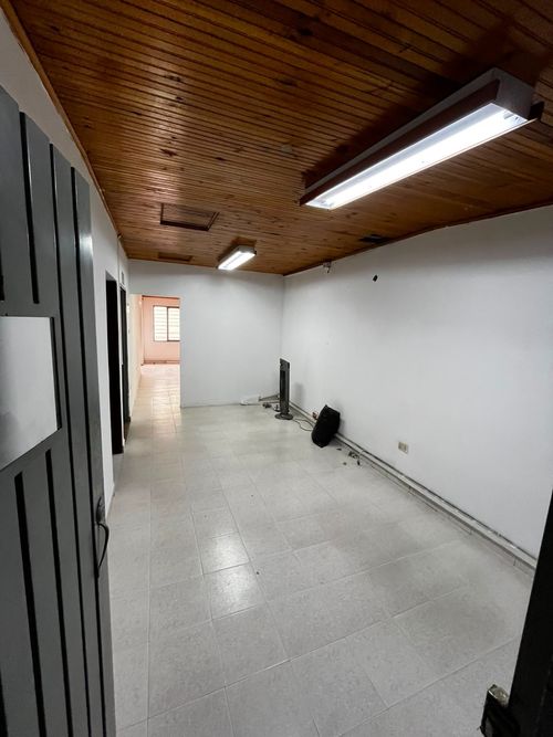 Bodega en arriendo en Manzanares, Cali, 280 m² · foto 16 de 19