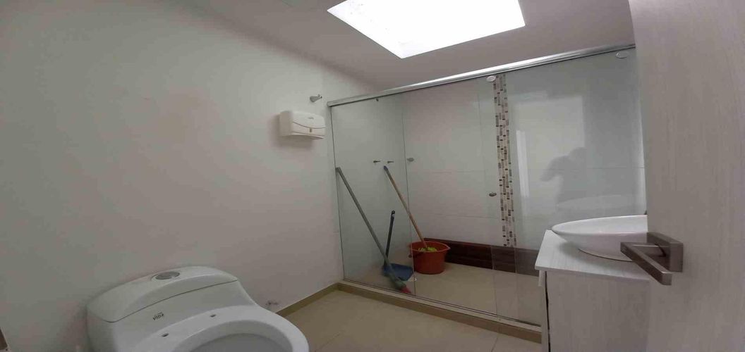 Oficina en arriendo en Guayacanes, Manizales, 20 m² · foto 3 de 9