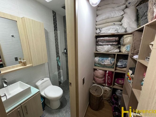 Casa de 3 alcobas en venta en El Poblado, Envigado, 200 m² · foto 15 de 24
