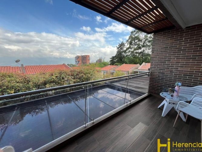Casa de 3 alcobas en venta en El Poblado, Envigado, 200 m² · foto 17 de 24