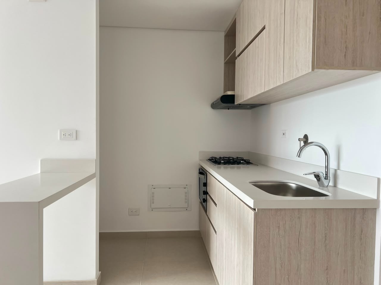 Apartamento en arriendo en Loma Del Barro, Envigado · foto 13 de 14