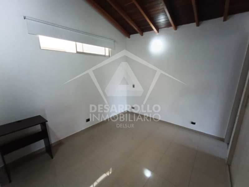 1BR Apartment in La florida (70 m²) - 4