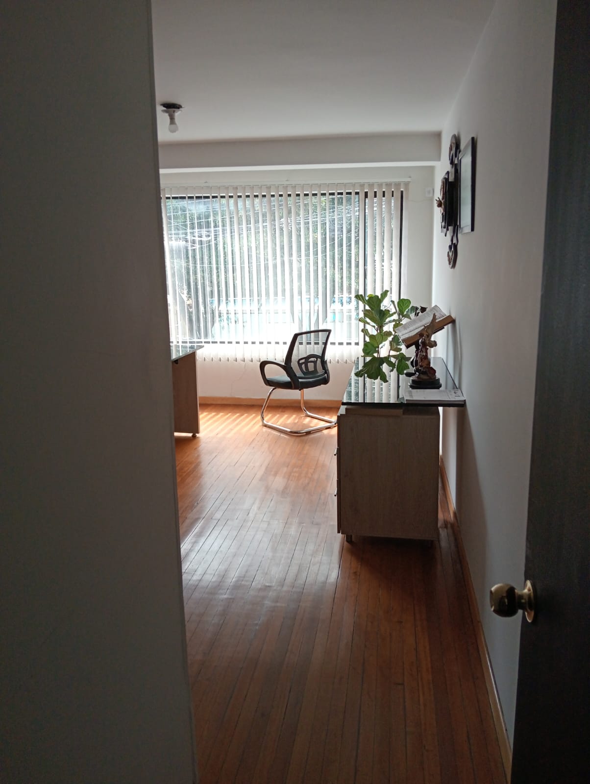 Casa en venta en Barrios Unidos, Bogotá · foto 3 de 24