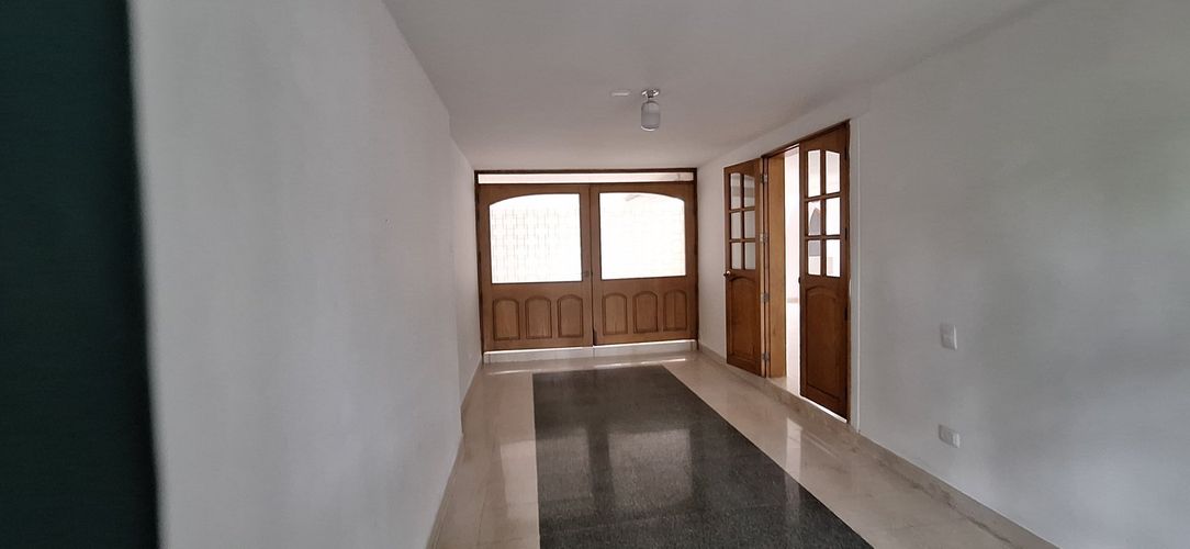 Casa de 4 alcobas en arriendo en Villagrande, Envigado, 200 m² · foto 13 de 24