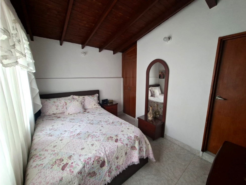Casa en venta en Villa Paula, Itagüí · foto 10 de 14