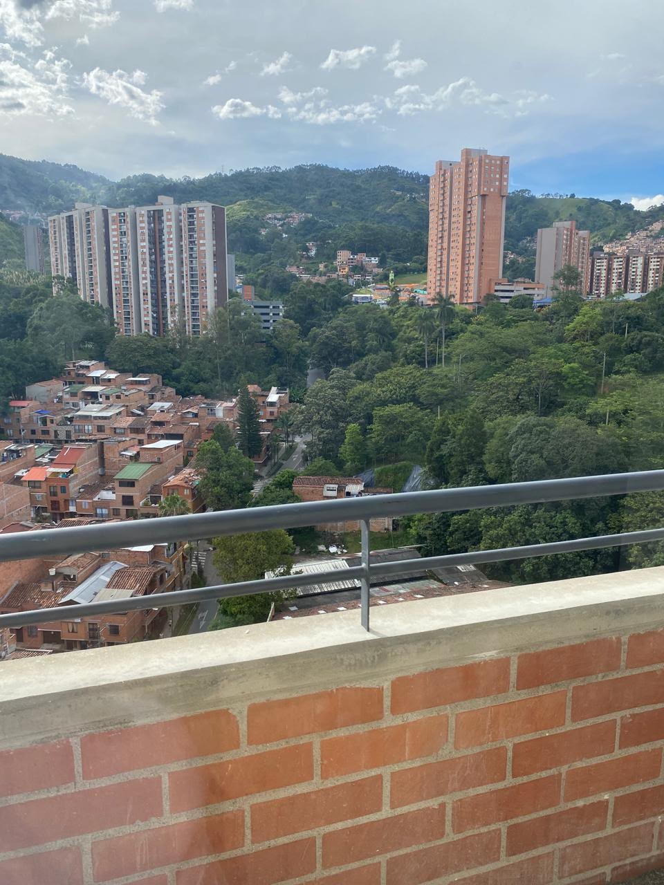 Apartamento en venta en Santa Maria No. 1, Itagüí · foto 4 de 24