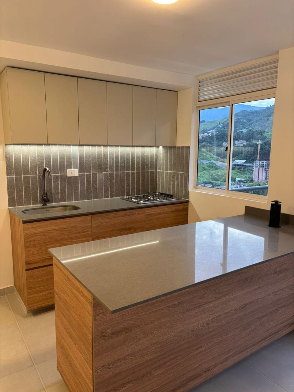Apartamento en venta en Santa Maria No. 1, Itagüí · foto 2 de 24