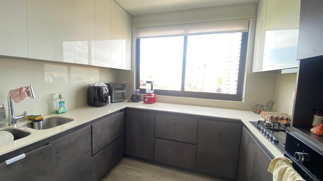 Apartamento en venta en Pinares, Pereira · foto 3 de 10