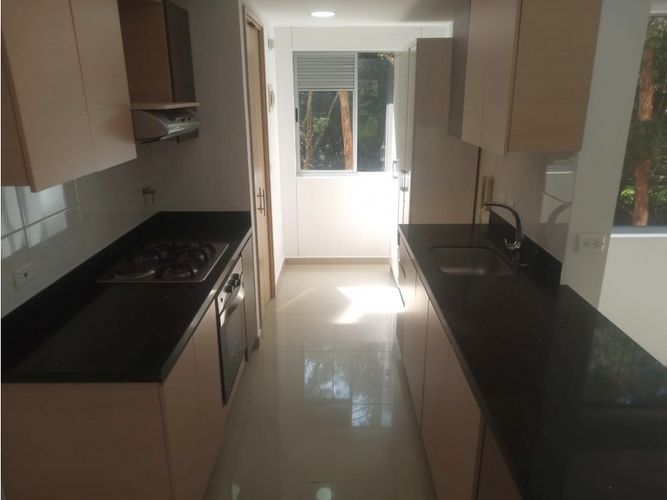 Apartamento de 3 alcobas en venta en San Jose, Sabaneta, 120 m² · foto 5 de 20