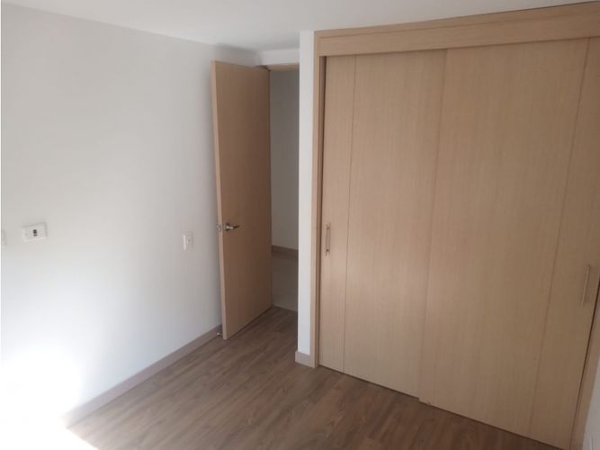 Apartamento de 3 alcobas en venta en San Jose, Sabaneta, 120 m² · foto 11 de 20
