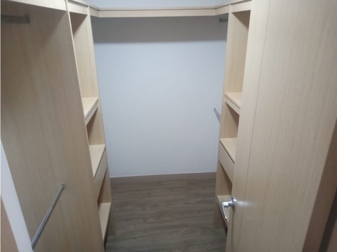 Apartamento de 3 alcobas en venta en San Jose, Sabaneta, 120 m² · foto 13 de 20
