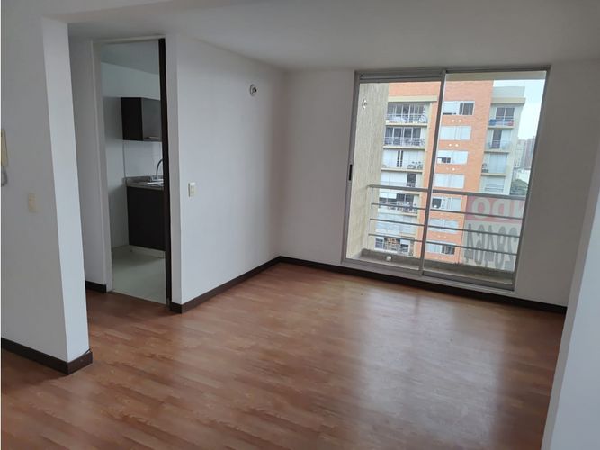 Apartamento de 3 alcobas en venta en Santa Teresa, Bogotá, 80 m² · foto 3 de 21