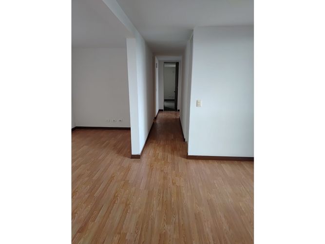 Apartamento de 3 alcobas en venta en Santa Teresa, Bogotá, 80 m² · foto 8 de 21