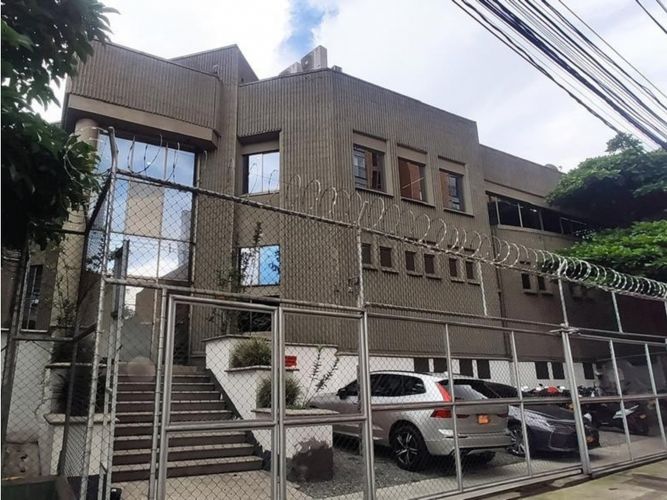 Bodega en arriendo en Restrepo Naranjo, Sabaneta, 3197 m² · foto 3 de 19