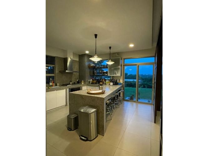 Casa de 4 alcobas en venta en Lagos Del Caujaral, Puerto Colombia, 579 m² · foto 9 de 21