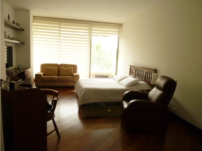 Apartamento de 3 alcobas en venta en Ciudad Jardin Norte, Bogotá, 304 m² · foto 6 de 20