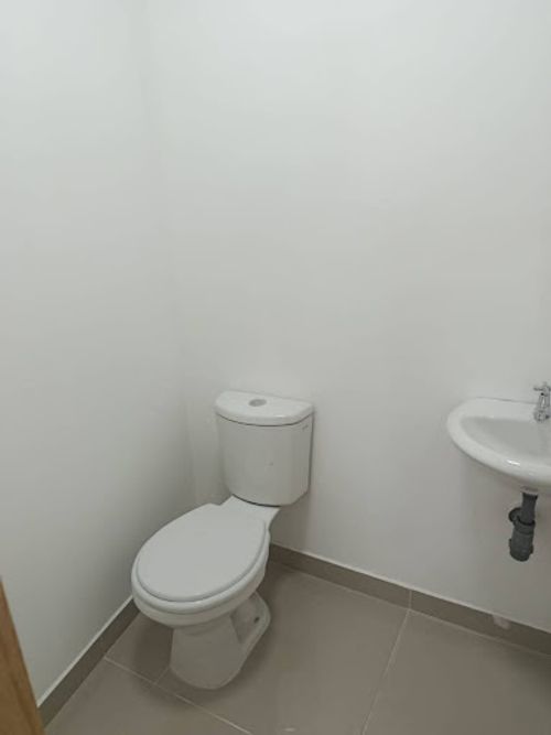 Local en arriendo en Centro, La Estrella, 65 m² · foto 4 de 13