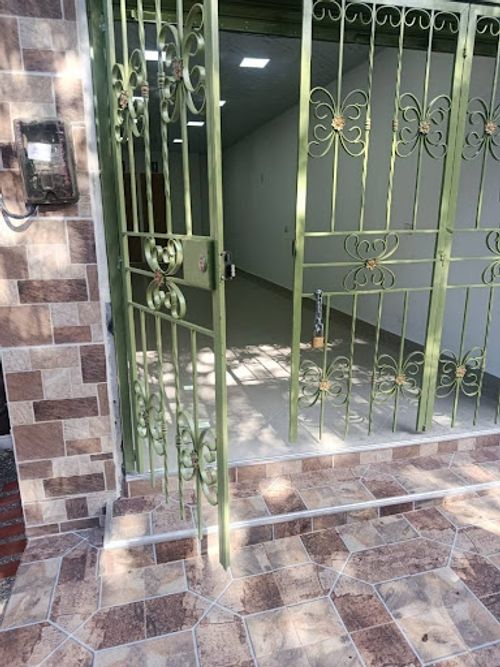 Local en arriendo en Centro, La Estrella, 65 m² · foto 13 de 13