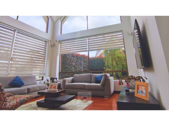 Casa de 5 alcobas en arriendo en La Estacion, Cajicá, 270 m² · foto 5 de 24