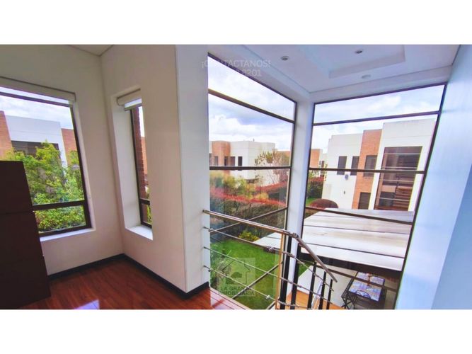 Casa de 5 alcobas en arriendo en La Estacion, Cajicá, 270 m² · foto 8 de 24