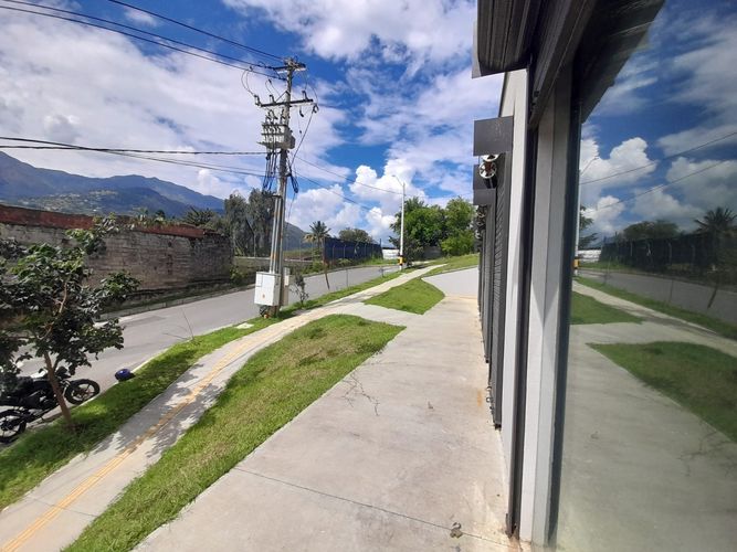 Local en arriendo en Machado, Copacabana, 17 m² · foto 10 de 13