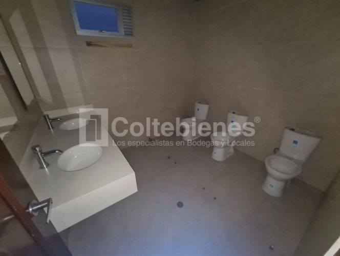 Casa de 20 alcobas en arriendo en Santa Maria De Los Angeles, Medellín, 680 m² · foto 14 de 17