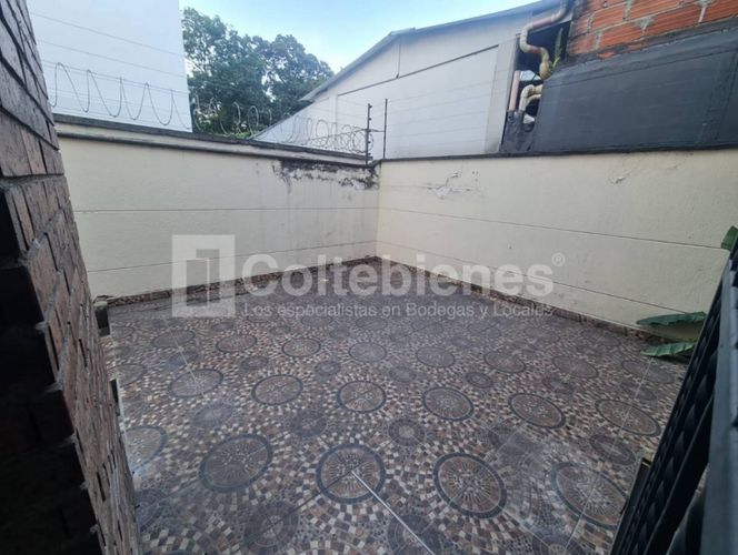 Casa de 20 alcobas en arriendo en Santa Maria De Los Angeles, Medellín, 680 m² · foto 16 de 17