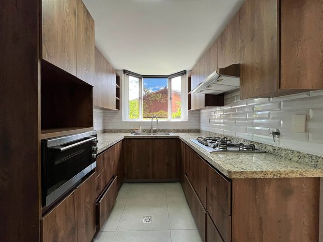 Casa de 4 alcobas en venta en El Poblado, Medellín, 300 m² · foto 11 de 20