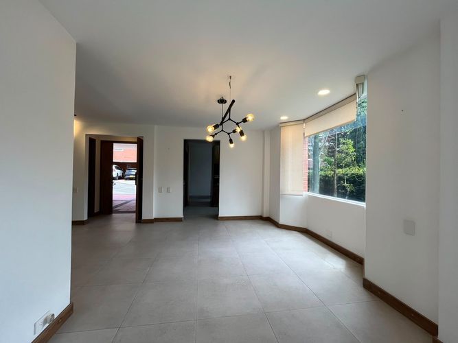 Casa de 4 alcobas en venta en El Poblado, Medellín, 300 m² · foto 10 de 20