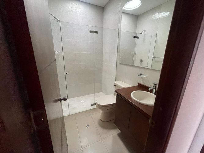 Apartamento de 3 alcobas en venta en Chicó Alto, Bogotá, 285 m² · foto 13 de 19