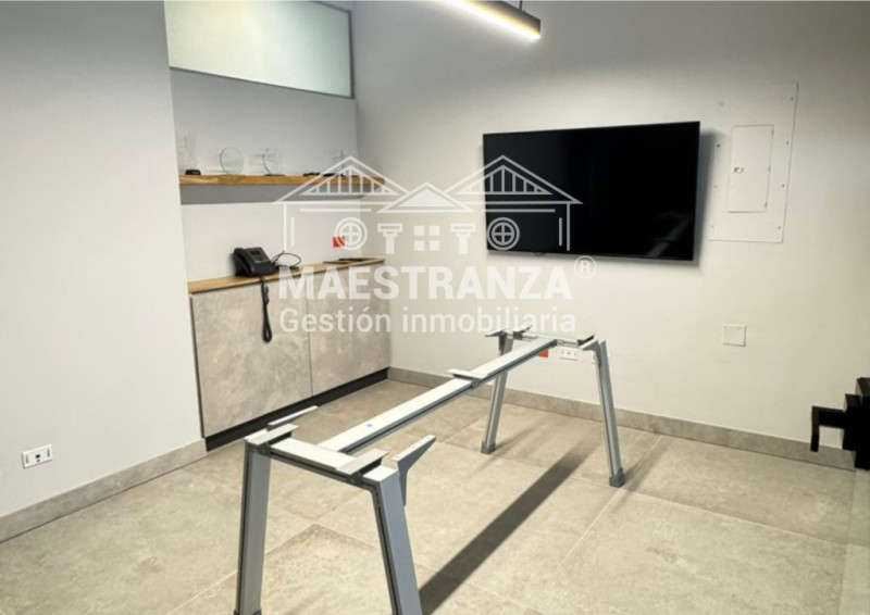 Oficina en venta en El Poblado, Medellín 3