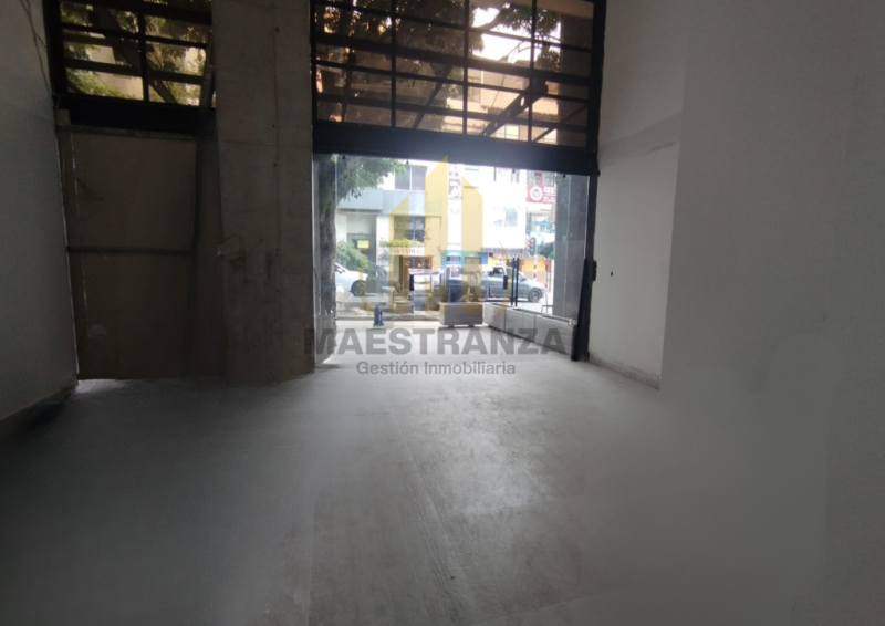 Local comercial en venta en La candelaria, Medellín 2