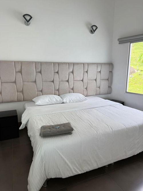 Casa de 10 alcobas en venta en Los Balsos, Medellín, 1000 m² · foto 10 de 20