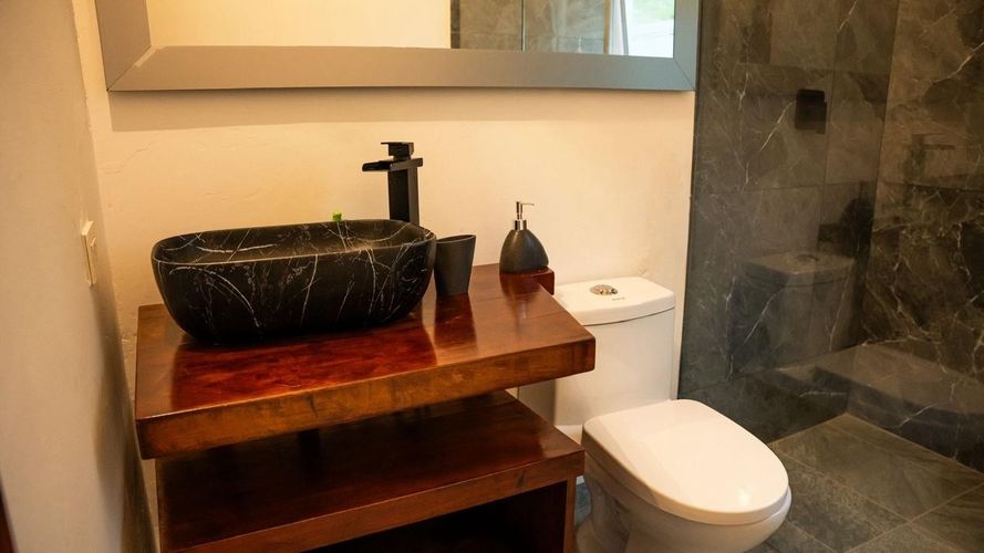 Casa de 10 alcobas en venta en Los Balsos, Medellín, 1000 m² · foto 20 de 20