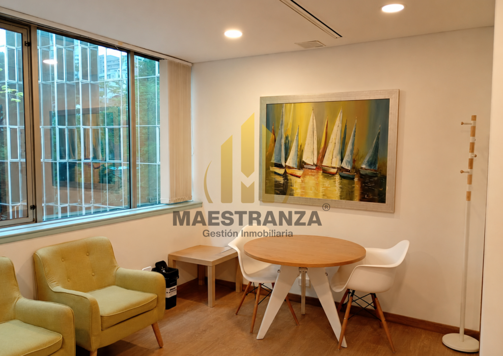 Consultorio en venta en El Poblado, Medellín 2
