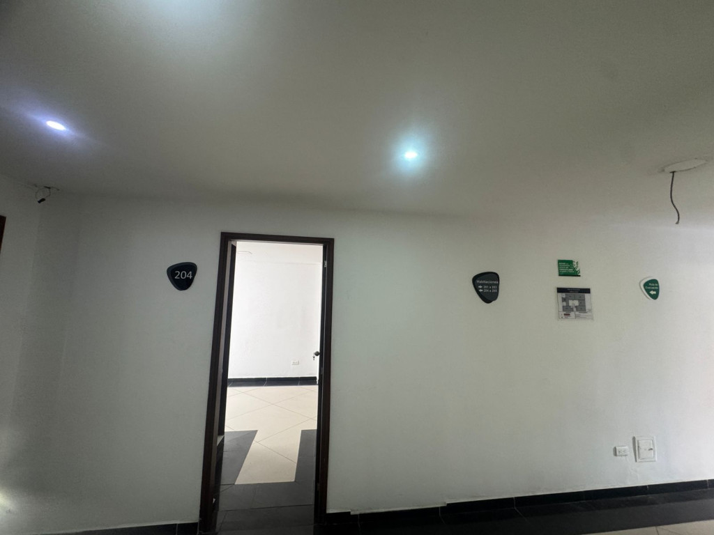 Edificio en venta en Los colores, Medellín 2