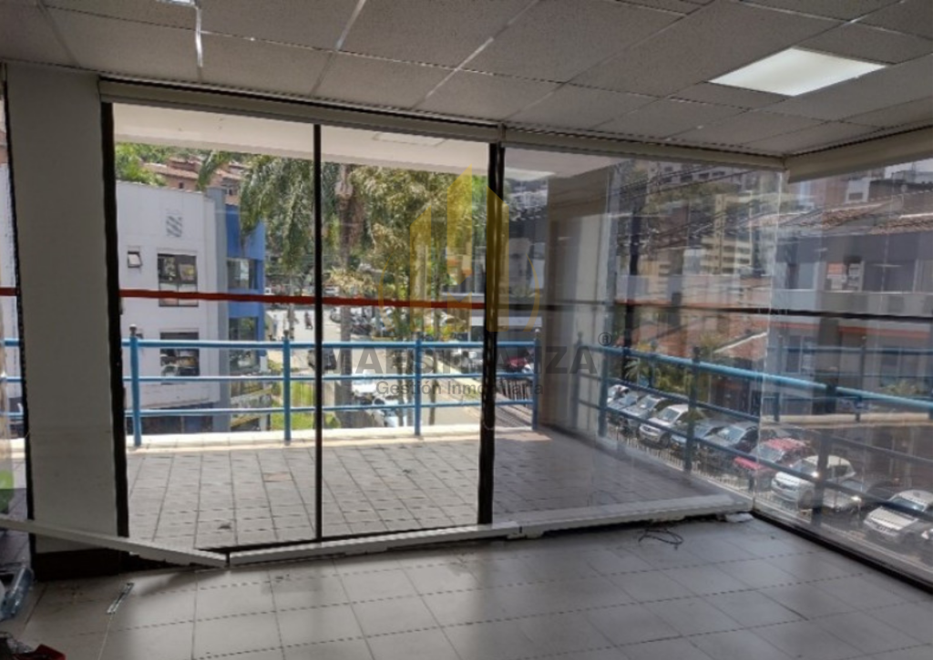 Edificio en venta en El Poblado, Medellín 2