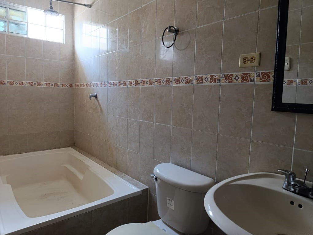 Casa en venta en La Castellana, Montería · foto 7 de 12