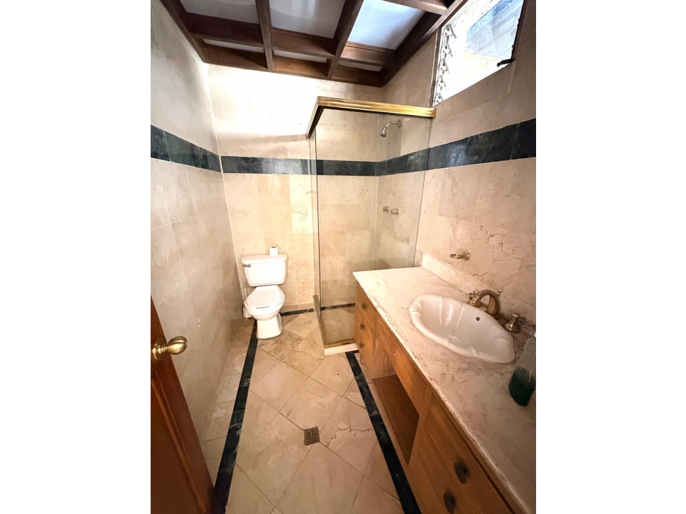 Casa en venta en Castropol, Medellín 2