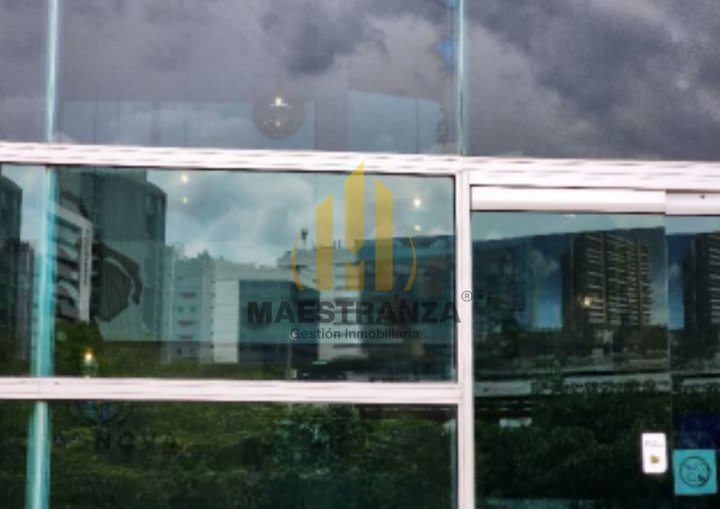 Local comercial en venta en El Poblado, Medellín 2