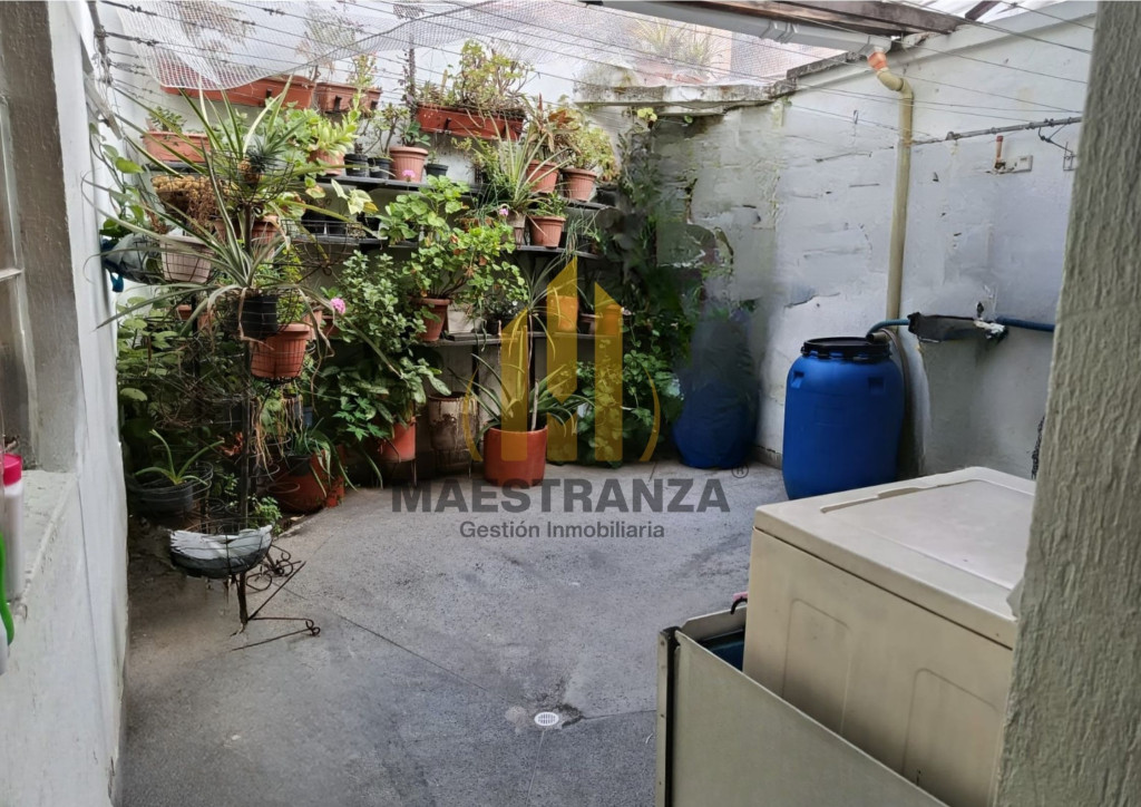 Casa Lote en venta en Laureles, Medellín 3