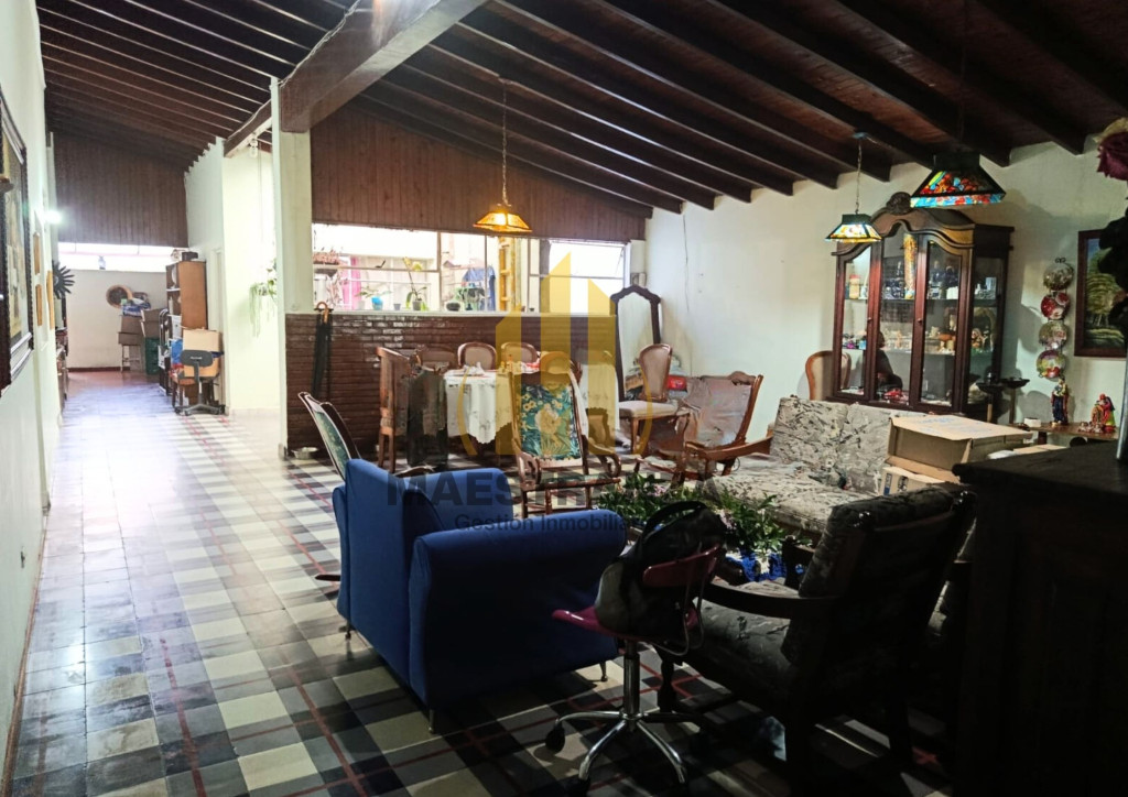 Casa Lote en venta en Laureles, Medellín 5