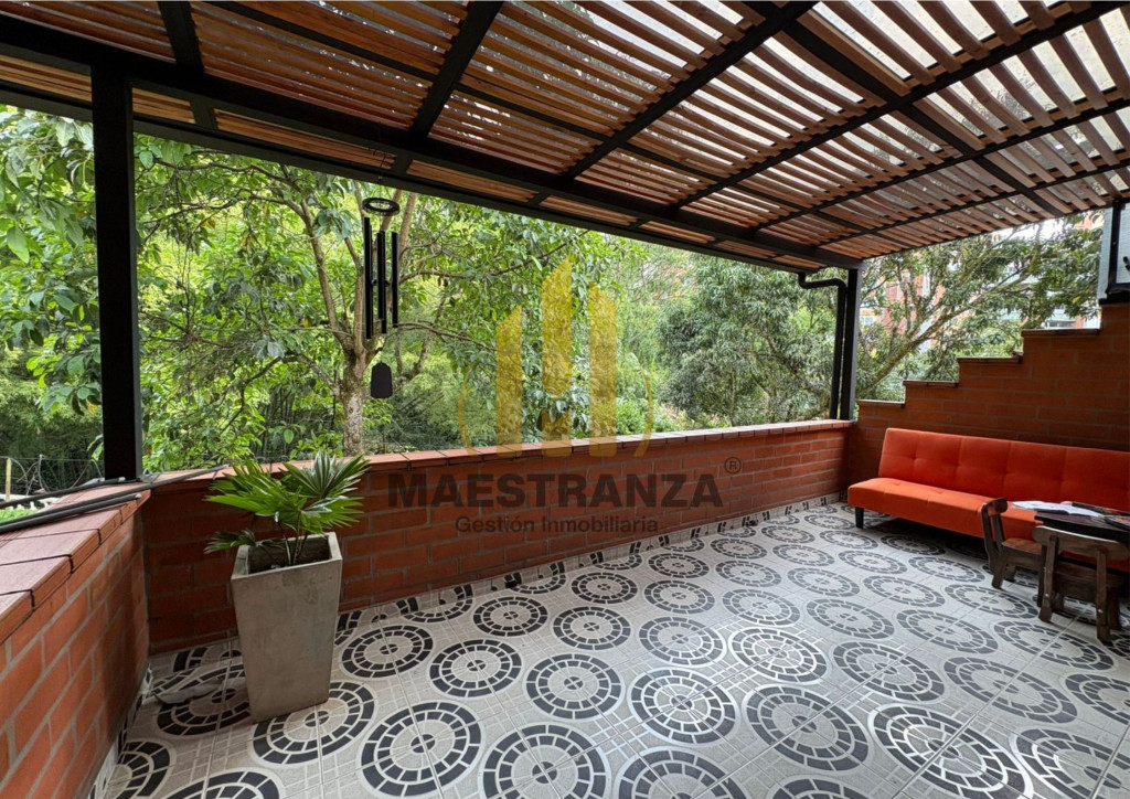 Casa for sale in El Poblado, Envigado 3