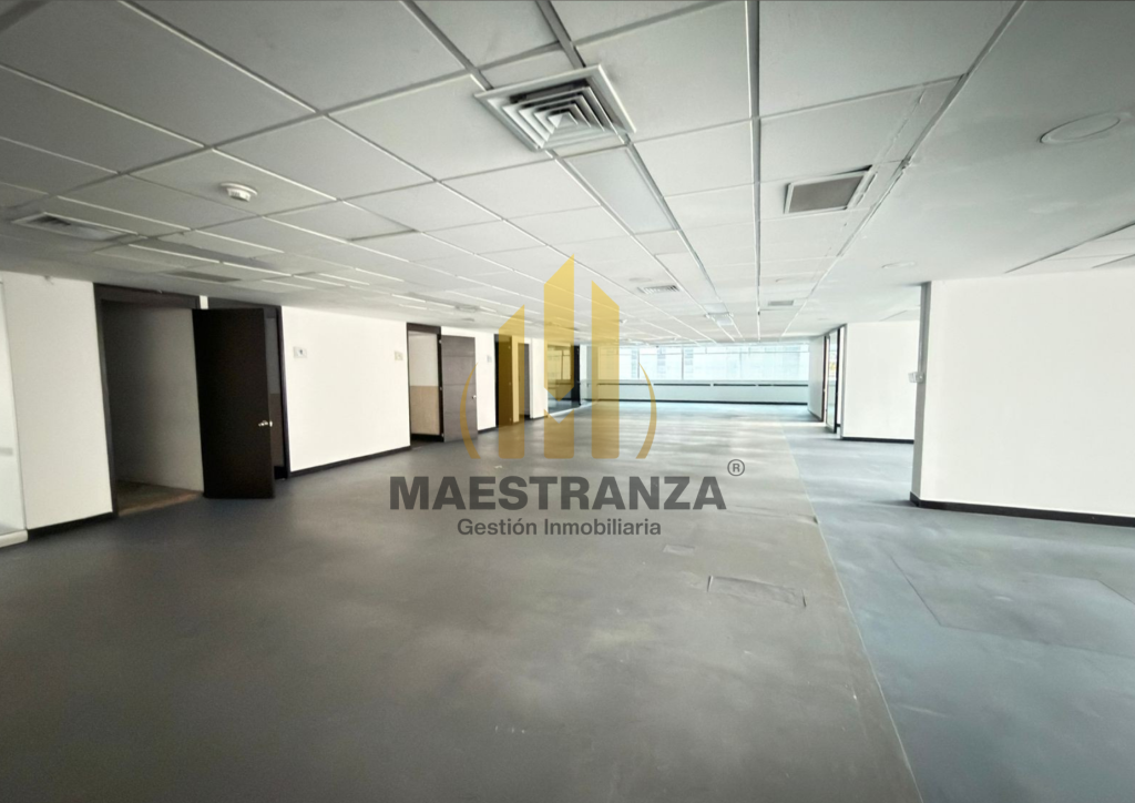 Oficina en venta en El Poblado, Medellín 5