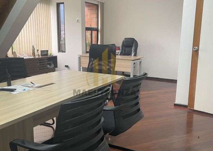 Oficina en arriendo en La Aguacatala, Medellín, 170 m² · foto 2 de 12
